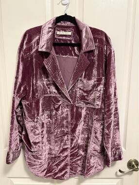 We The Free Medium Peyton Velvet Pullover